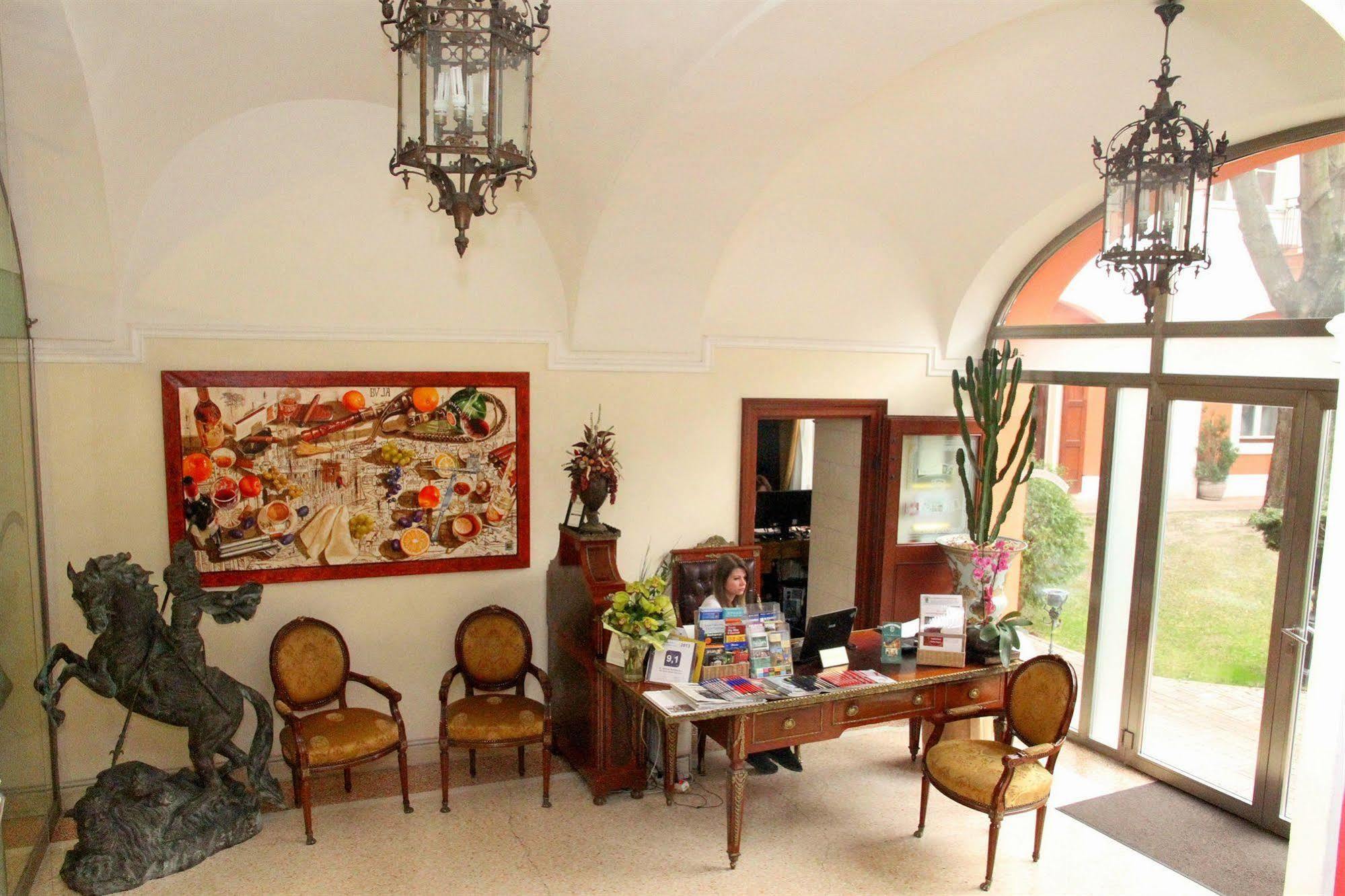 St. George Hotel