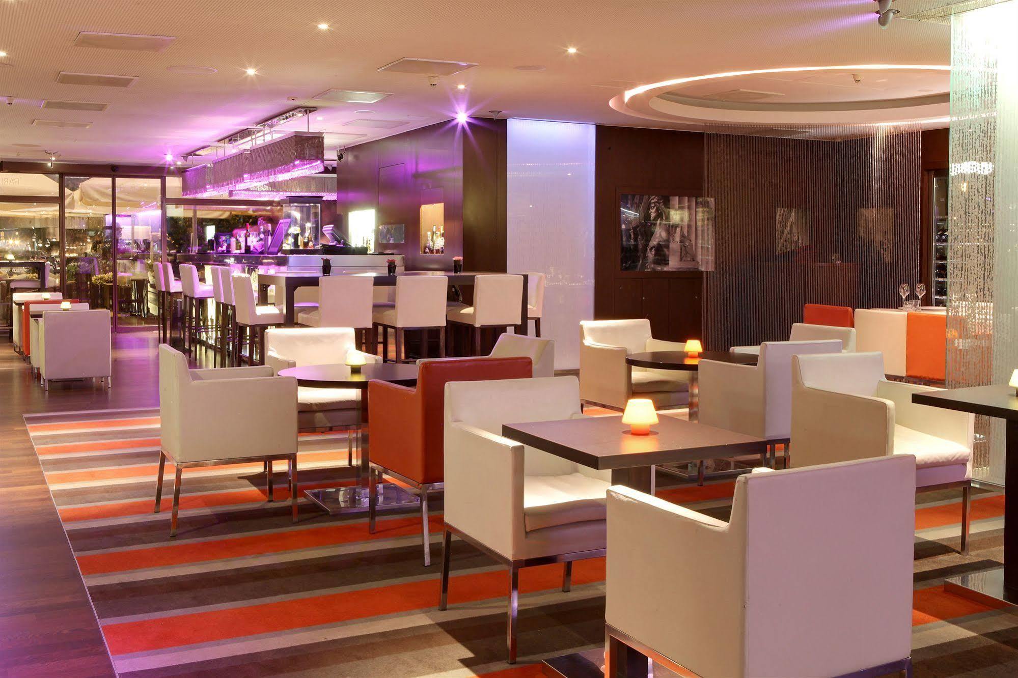 Sofitel Chain Bridge