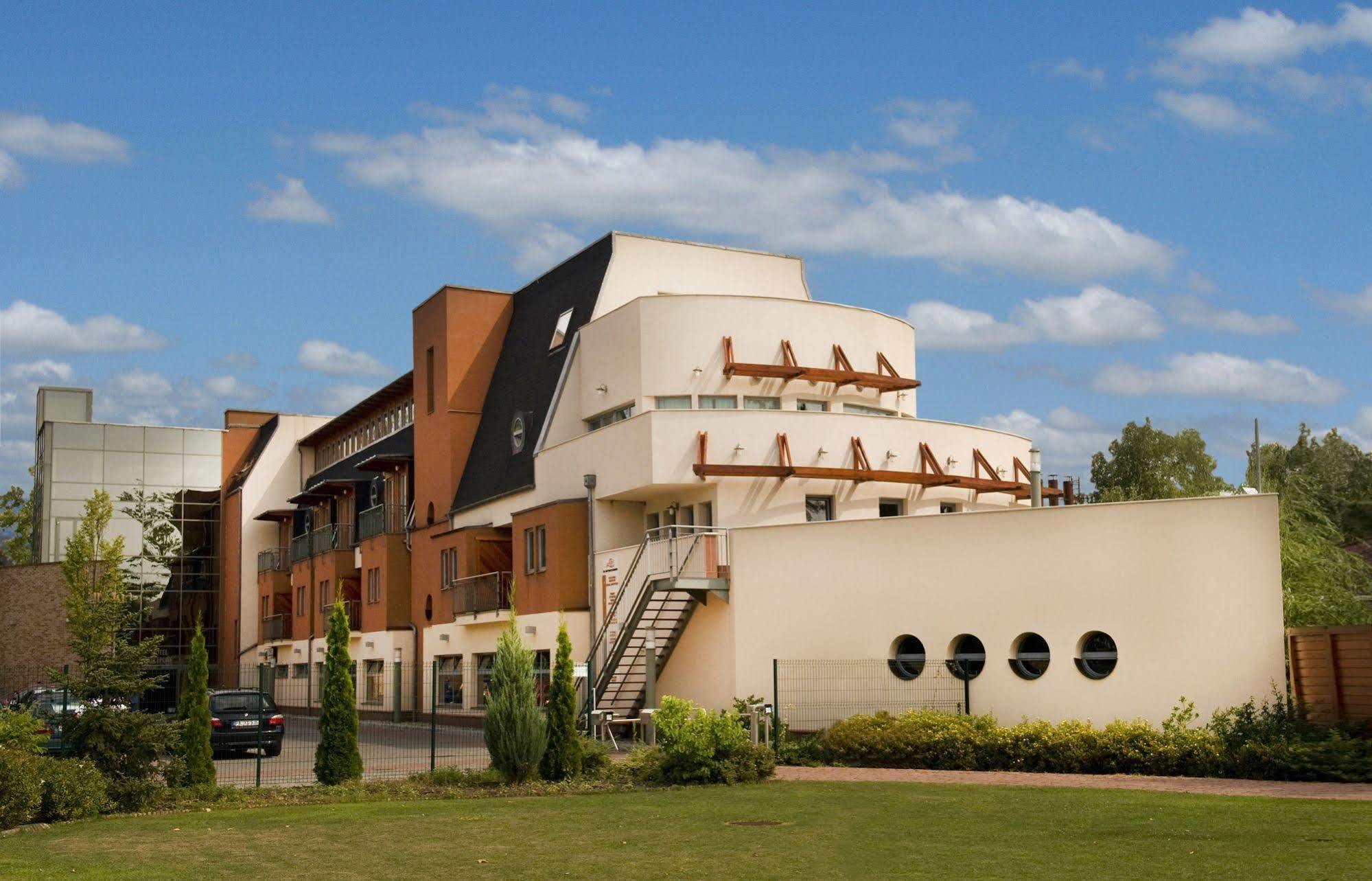 Wellness With Sauna Park
