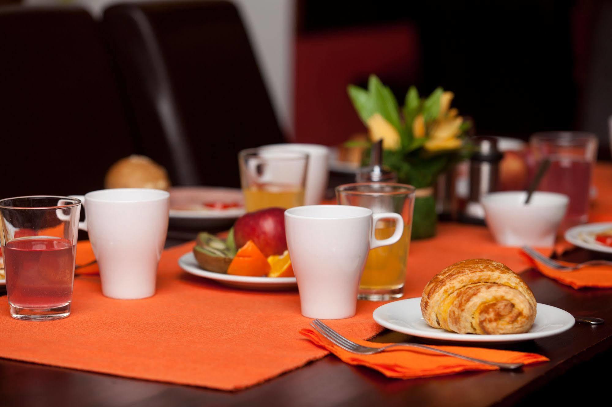 Auberge de jeunesse Equity Point *