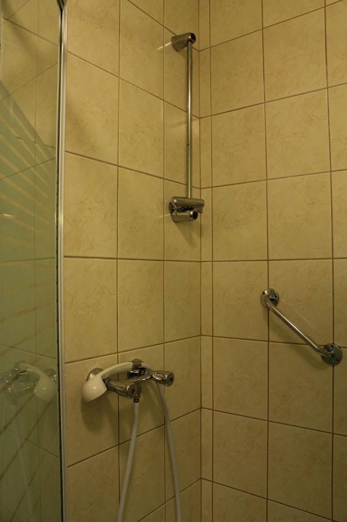 Boulevard Panzio - Self Check-in Guest house Budapest