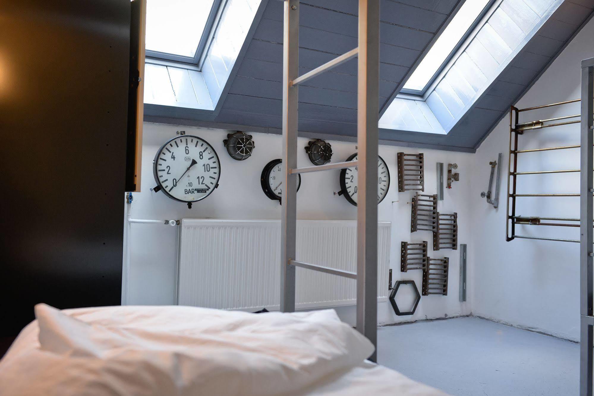 Lol Boutique Center Hostel *