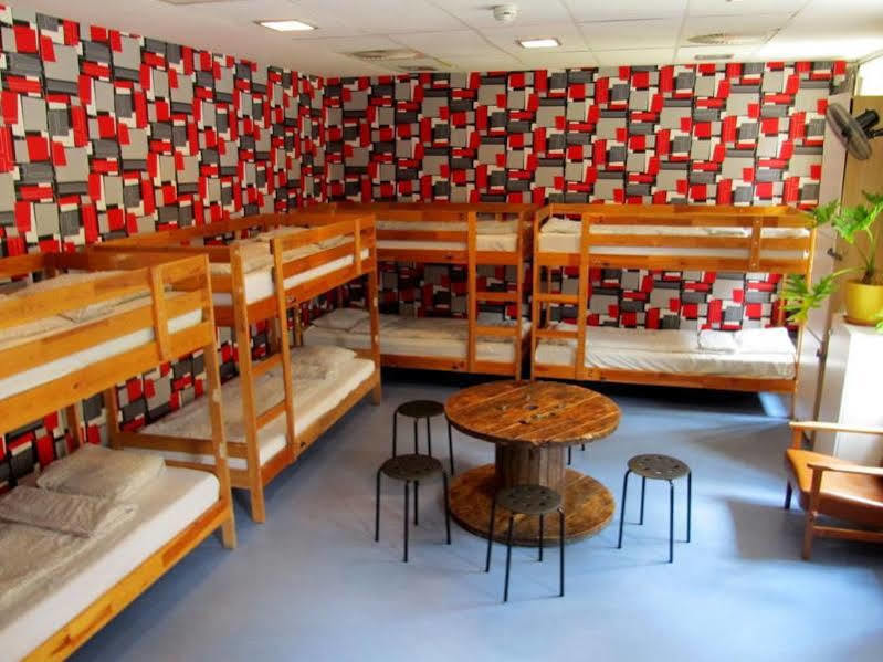 Hostal Casa De La Musica *