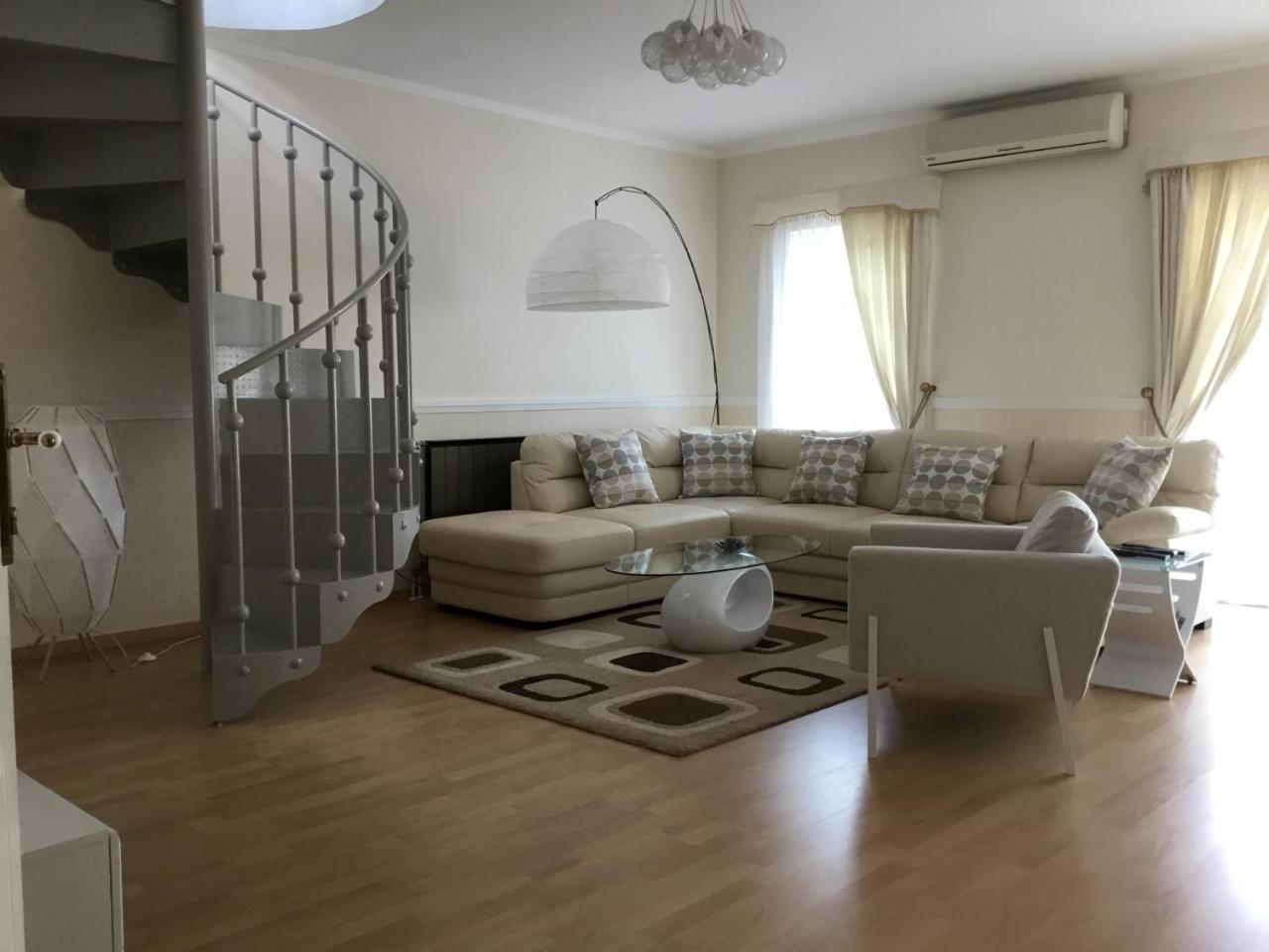 3 Bedroom Private Floor In Luxury Mansion Lejlighed