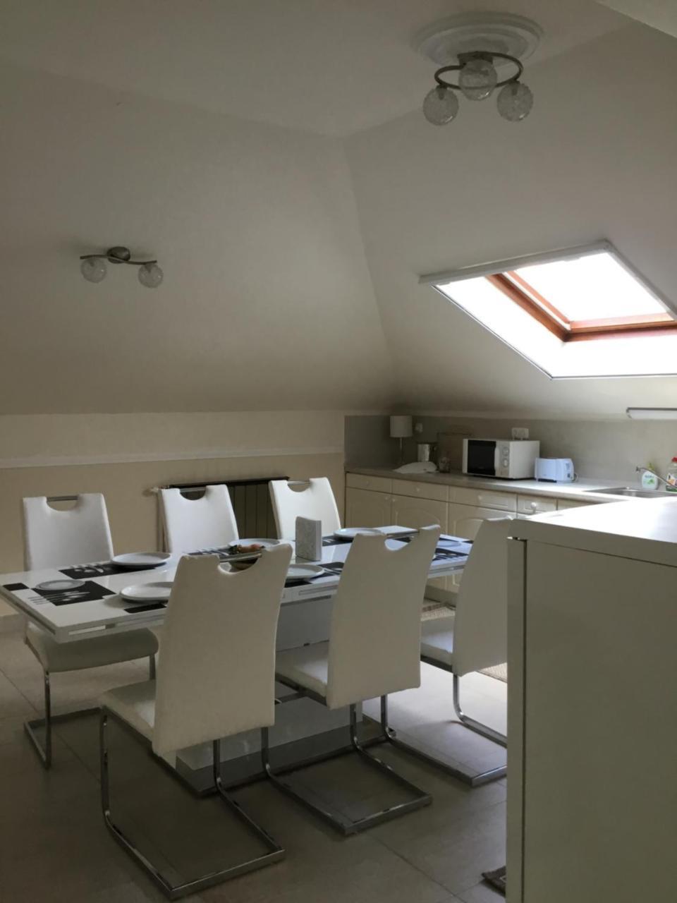 3 Bedroom Private Floor In Luxury Mansion