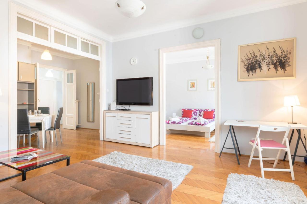 Apartmán Parkside *