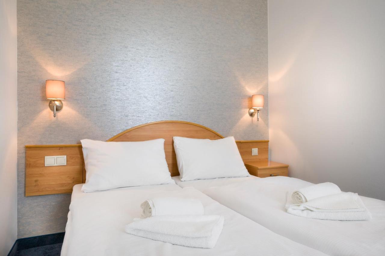 East Hotel 4*