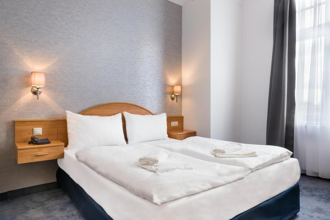 East Hotel 4*