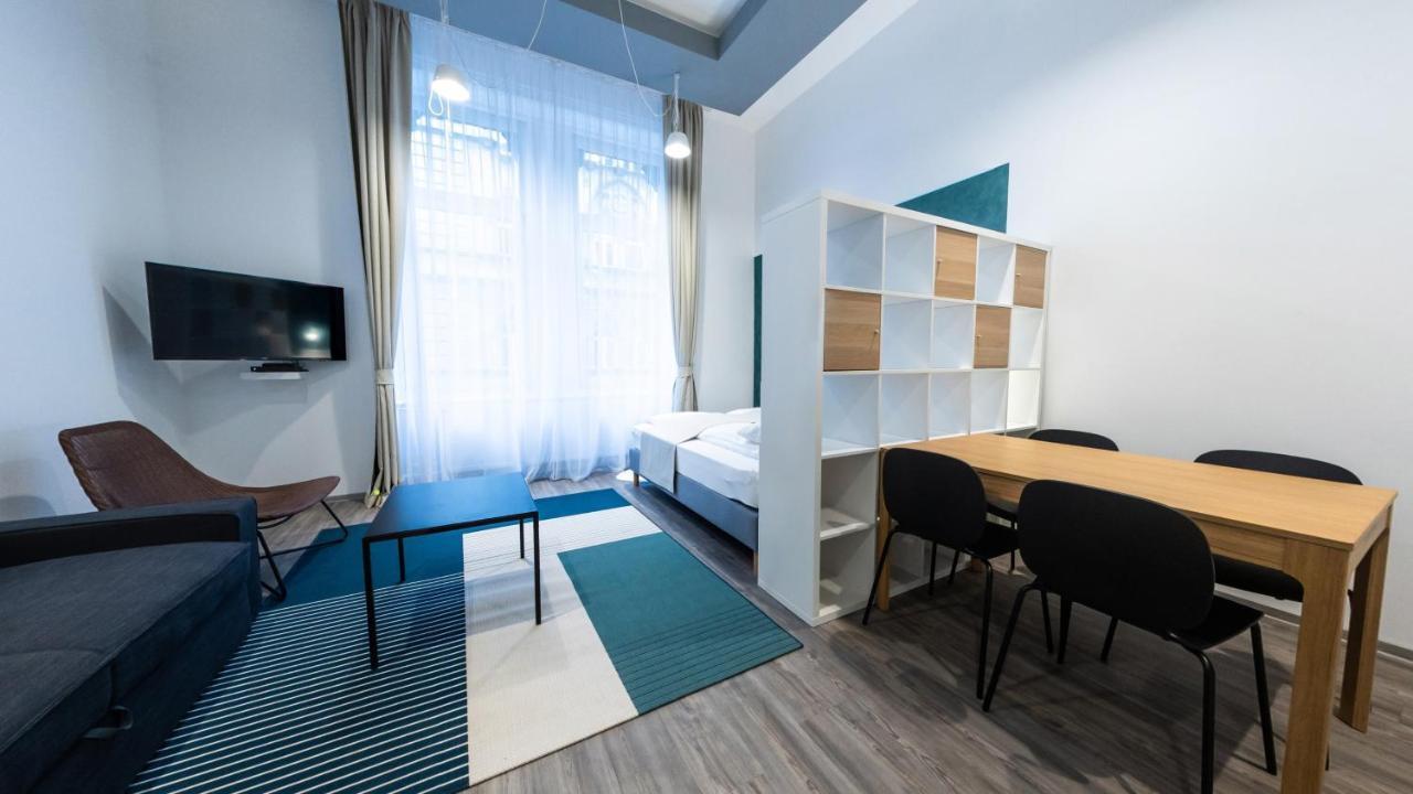 Bpr Downtown Gemstone * Budapest
