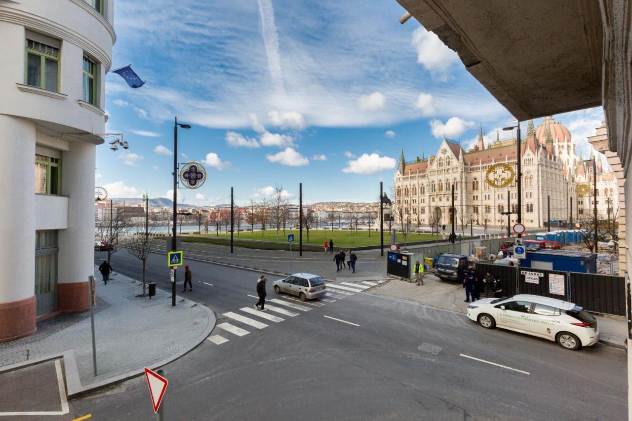 Parlament Panorama Luxury Apartment *