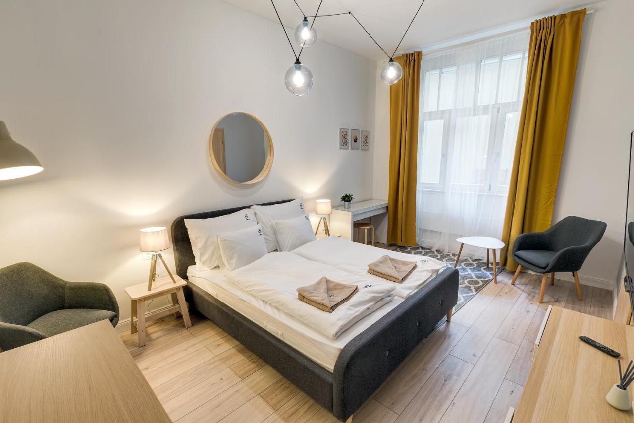 Rozsa Budapest