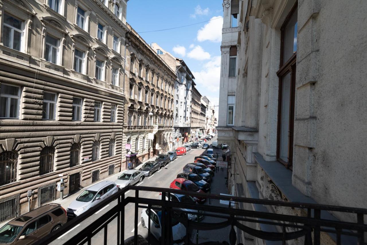 Standard By Hi5 - West End Center * Budapest