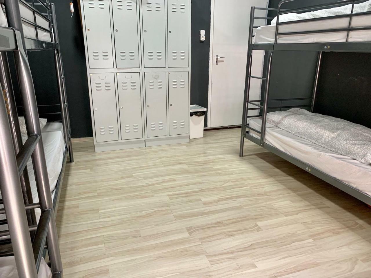 Hostel Gng *