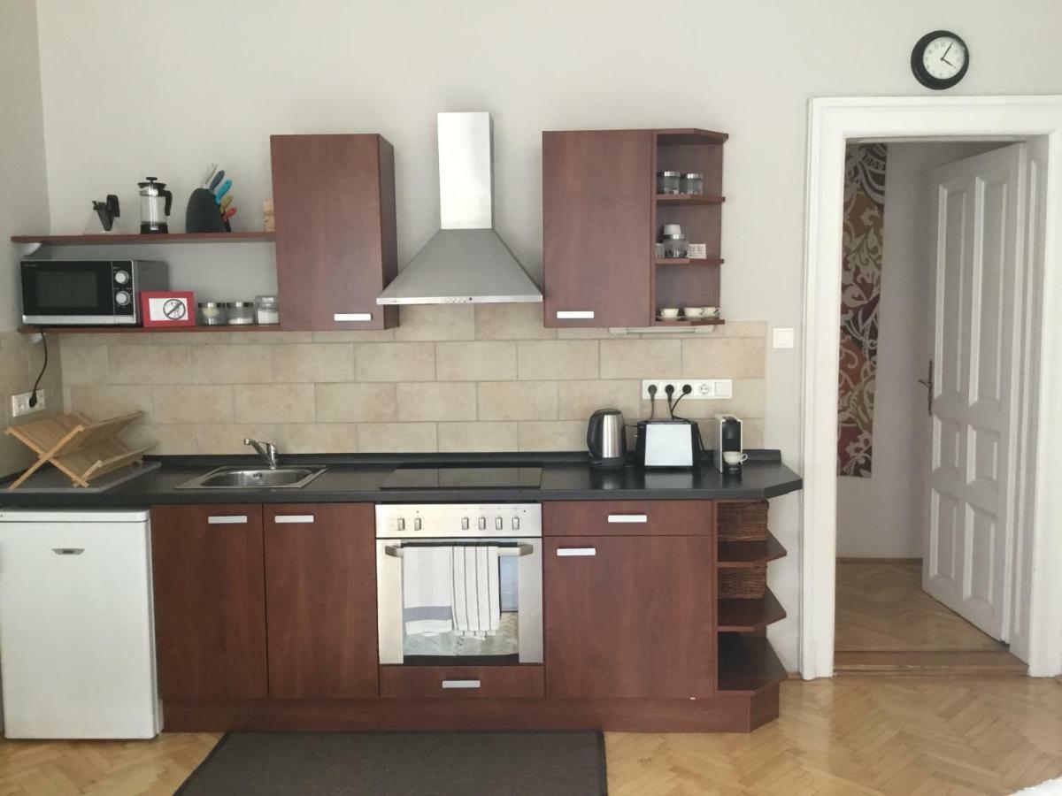 Broadway Gem Apartment Budapest