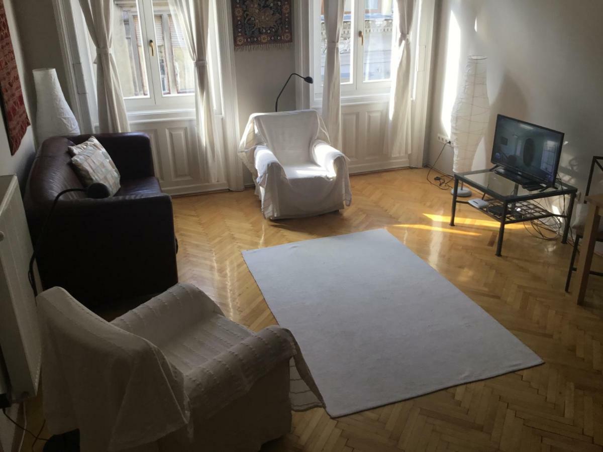 Broadway Gem Apartment * Budapest