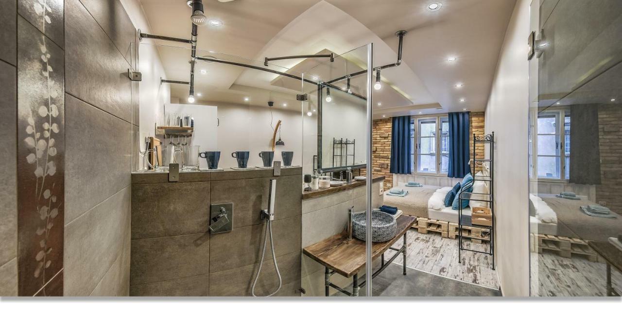 Downtown Boutique Apartment