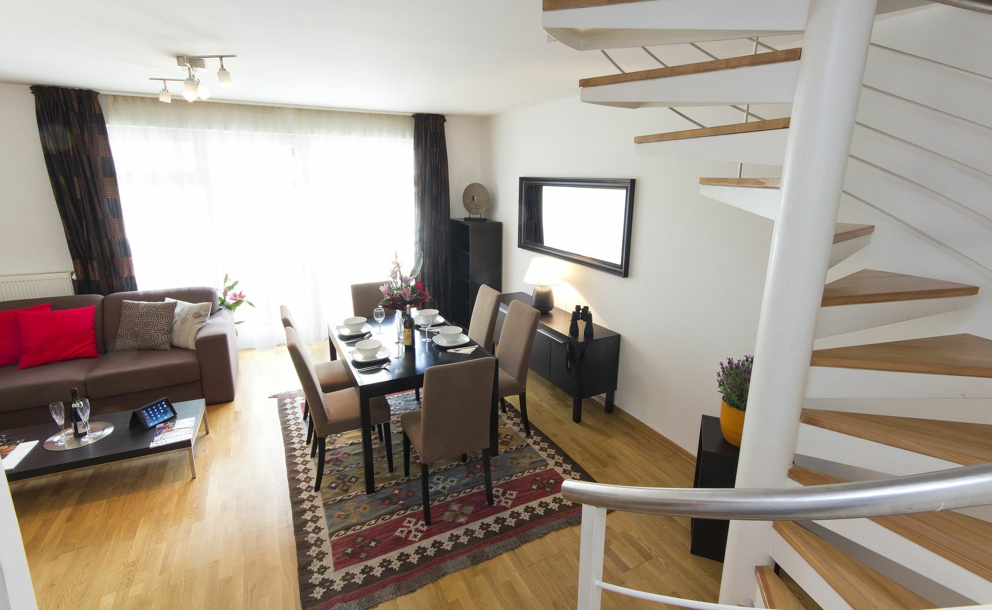 Madison Aparthotel