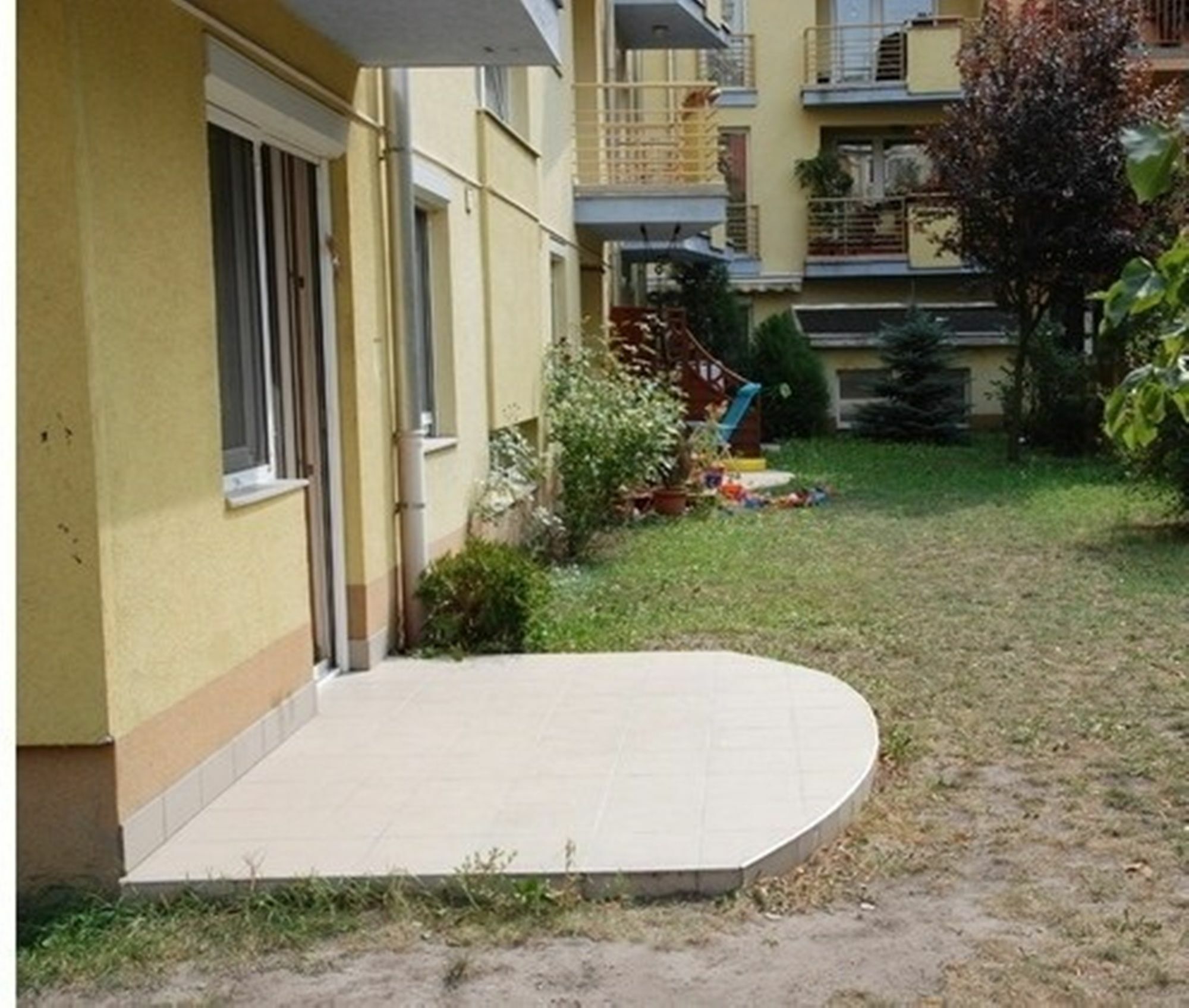 Ujpest *