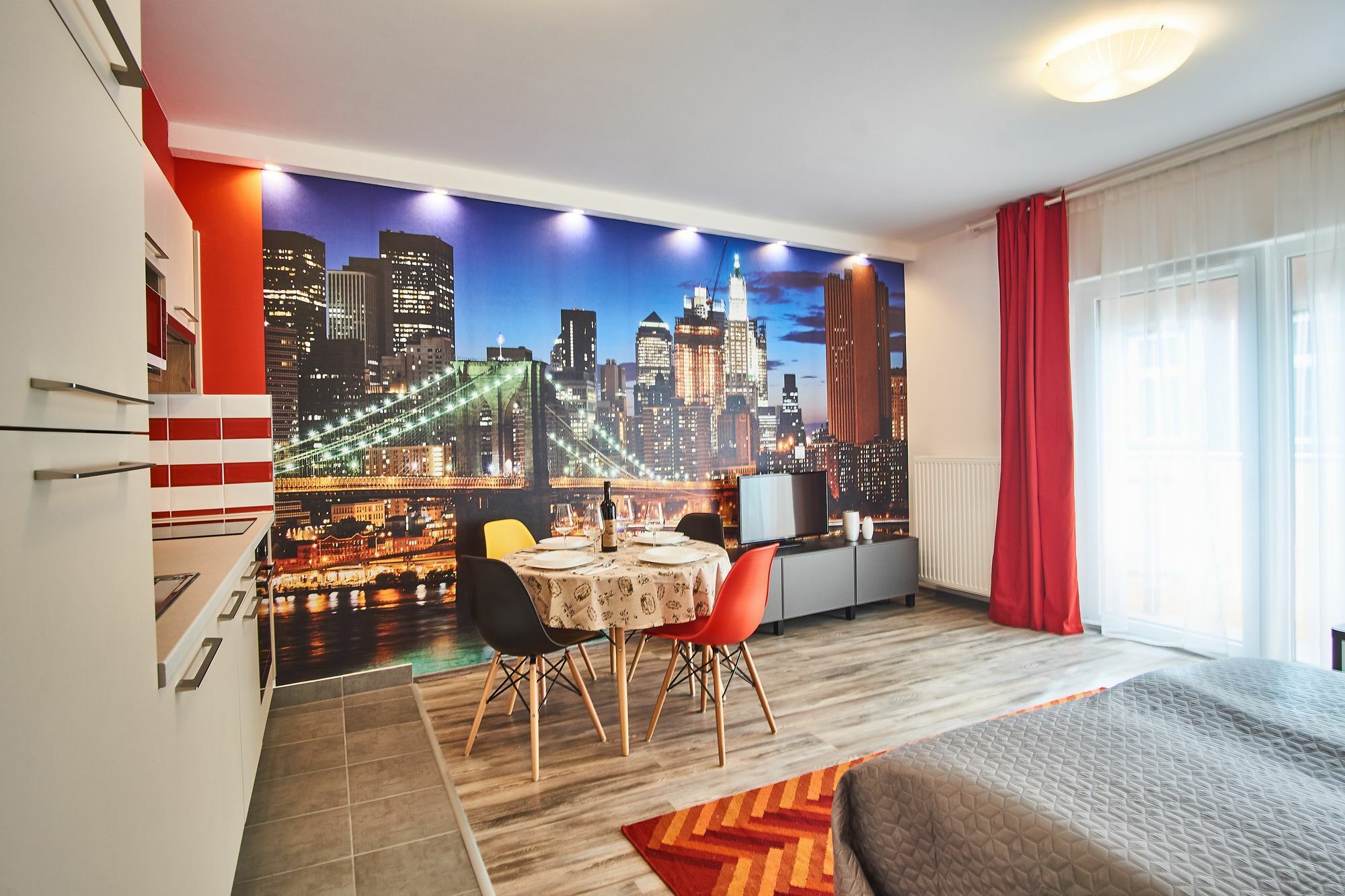 Apartment Broadway | *