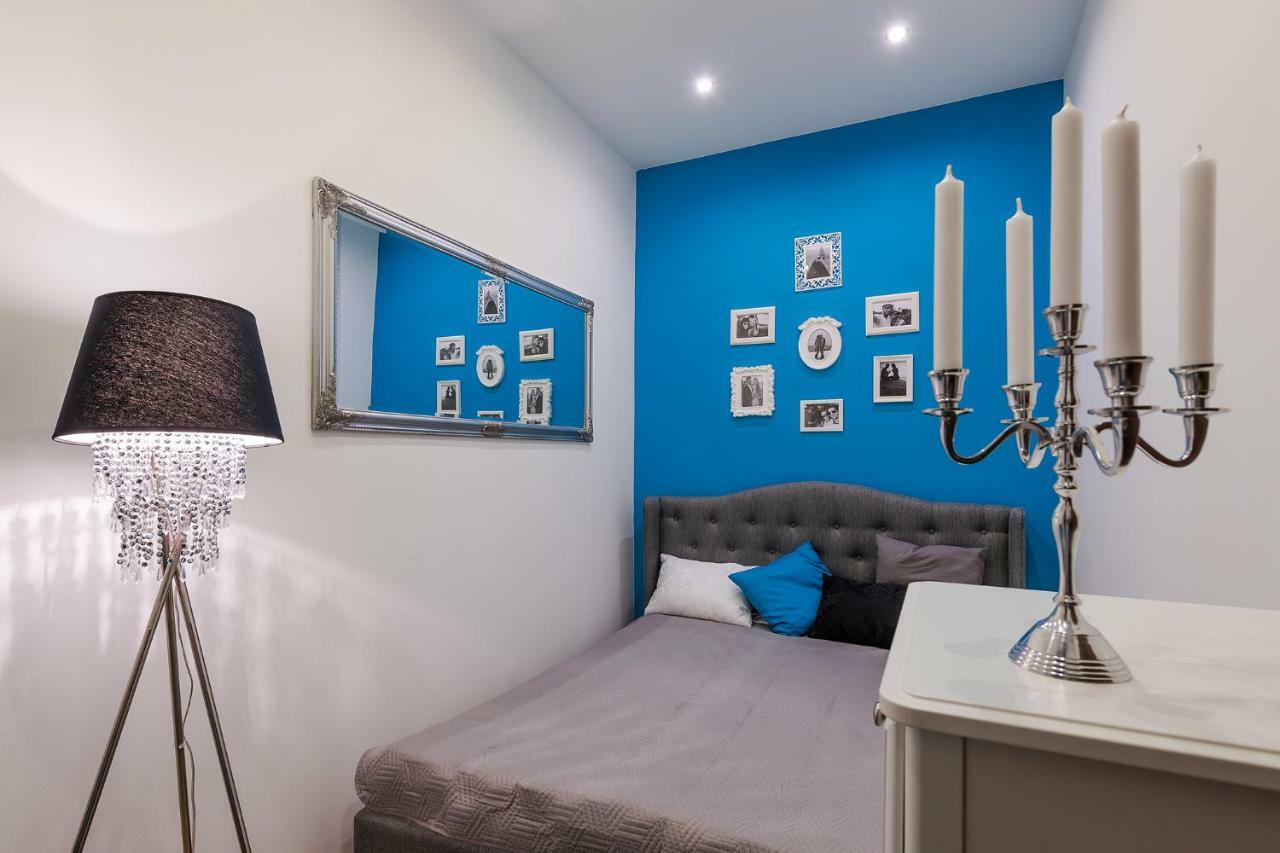 Lägenhet Parking, Ac, 2 Bedroom Design Flat In The Center *