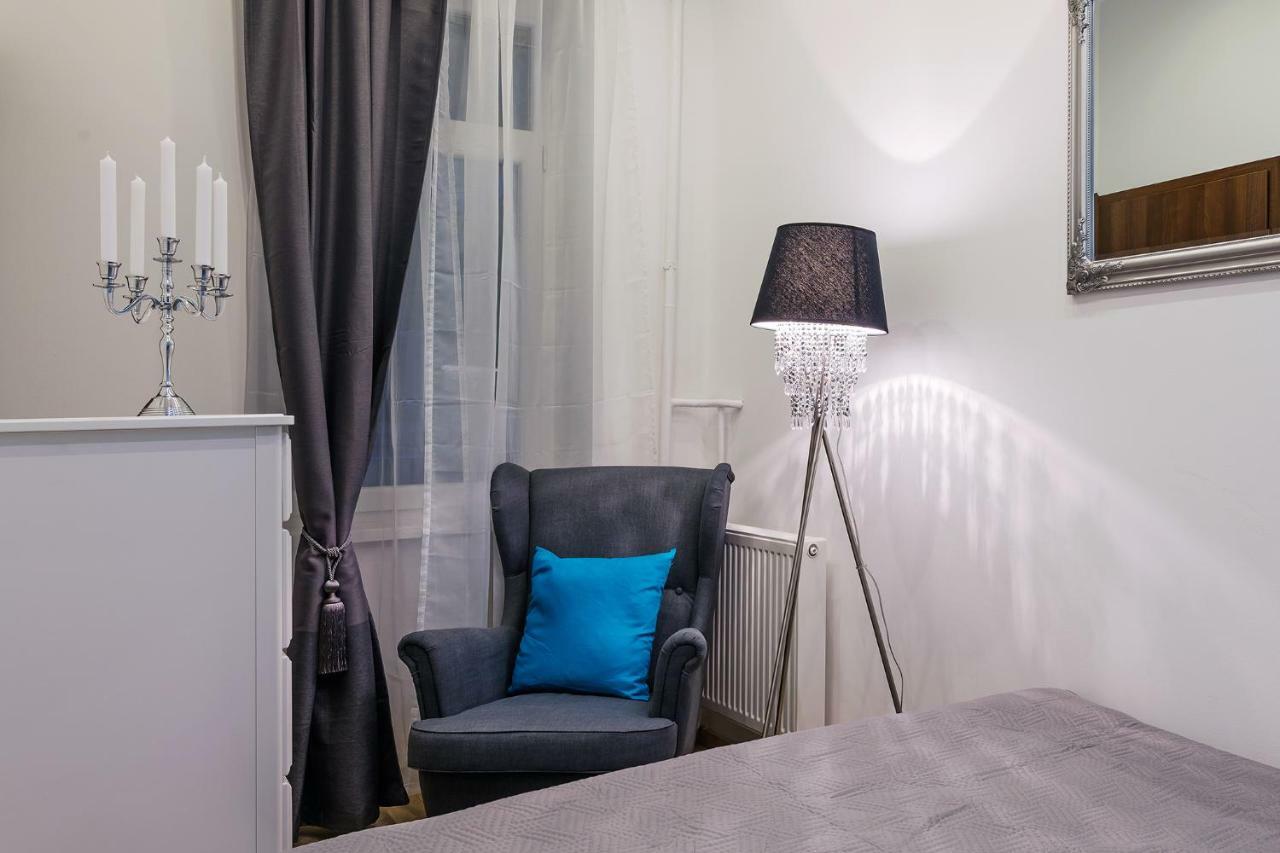 Lägenhet Parking, Ac, 2 Bedroom Design Flat In The Center Budapest