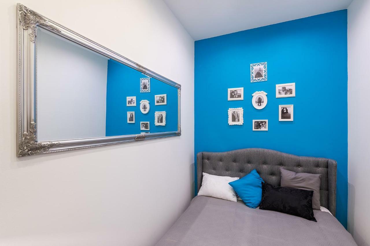 Parking, Ac, 2 Bedroom Design Flat In The Center Lägenhet
