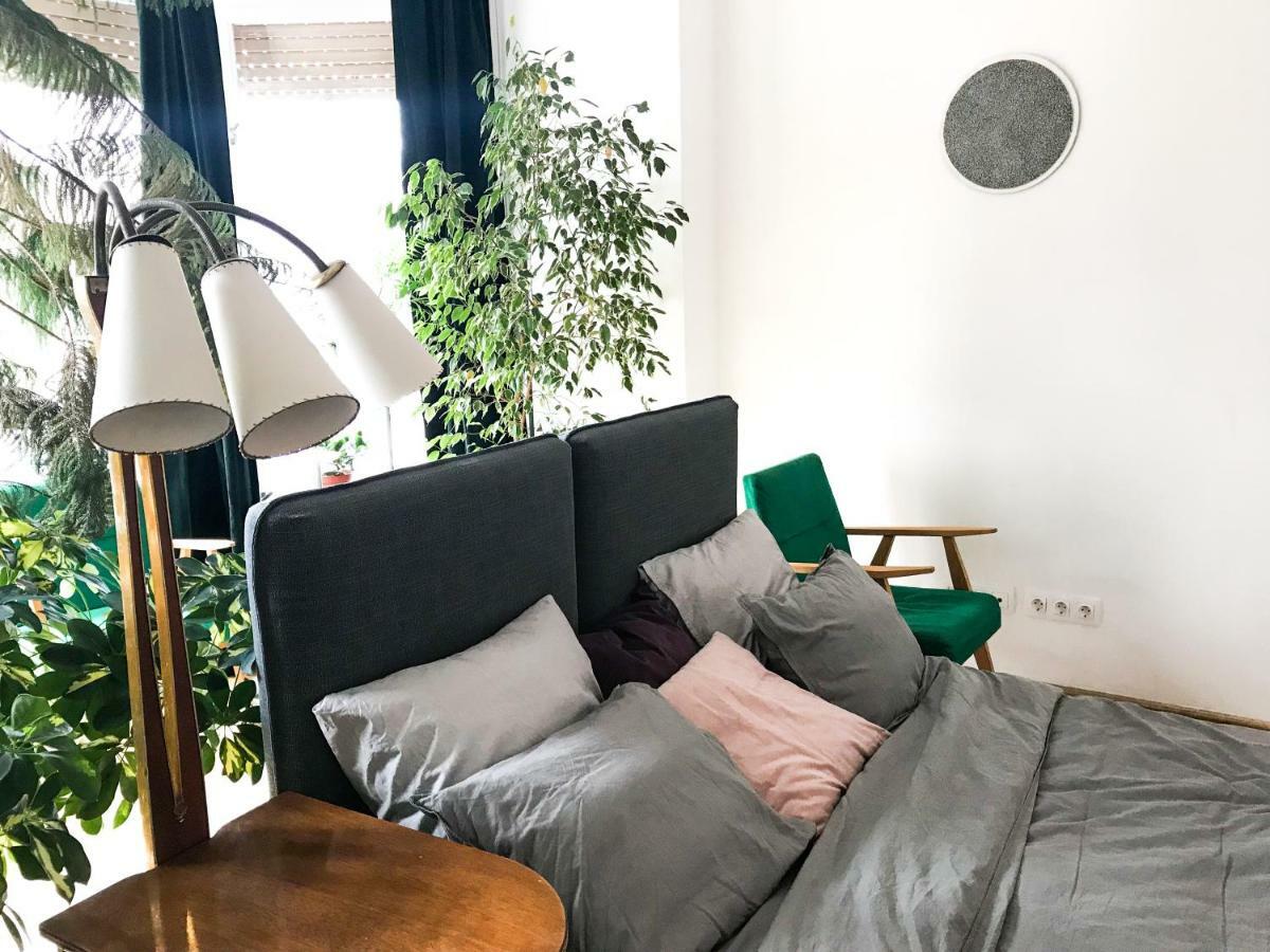 Apartment Spacious Bauhaus Icon Flat With Fitness In Central Buda, Close To The River And Margaret Island