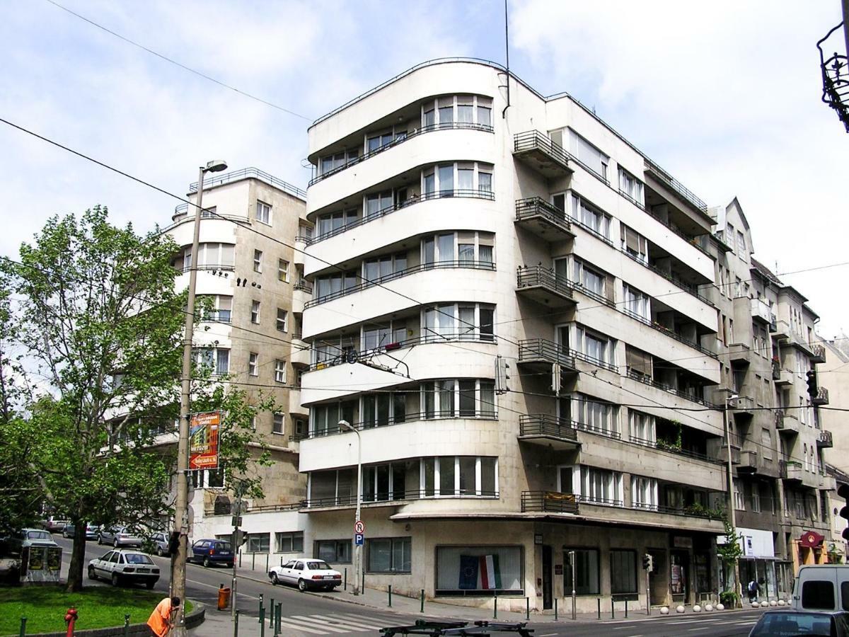 Spacious Bauhaus Icon Flat With Fitness In Central Buda, Close To The River And Margaret Island *