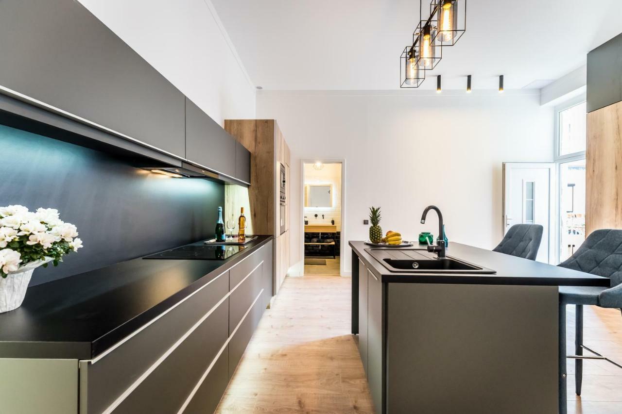Regi Highrise Oasis Apartamento