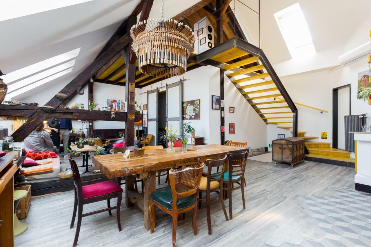 Nest * Budapest