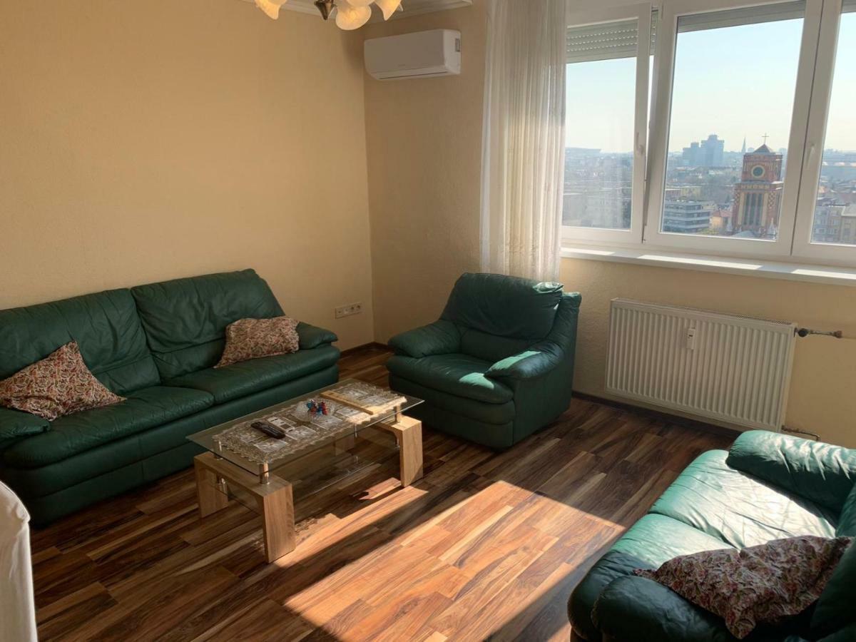 Vegas Zugló Apartment