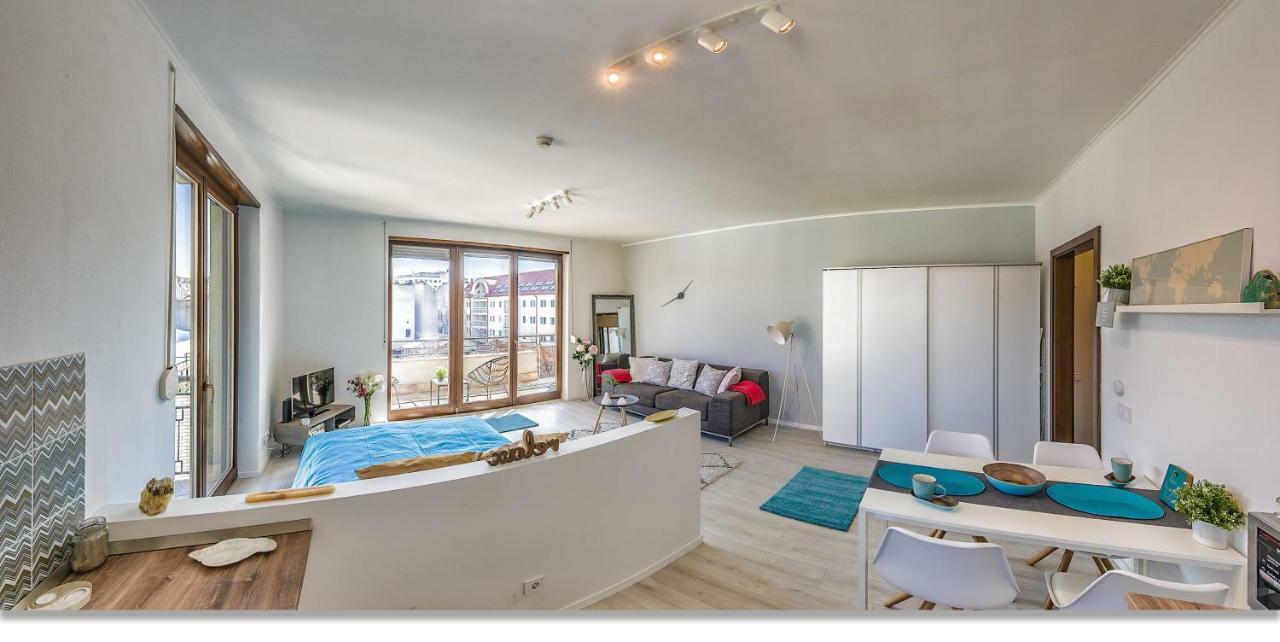 Lejlighed Sunny Deluxe Apt. & Terrace *