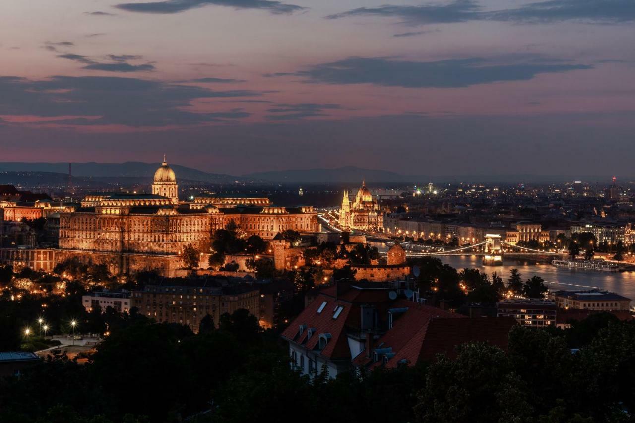 Appartement On Gellert Hill Downtown With Free Garage & Castle View