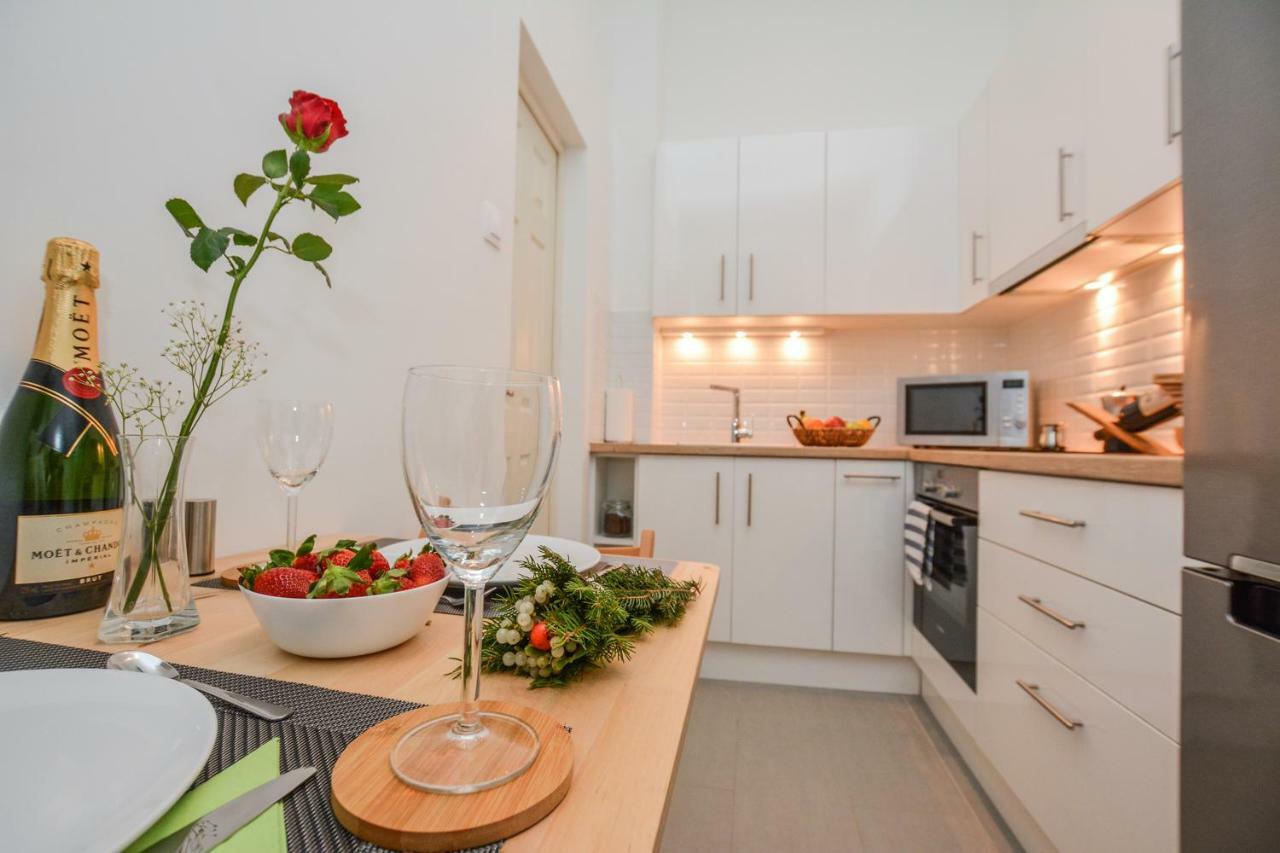Apartment Timeless With Free Private Parking