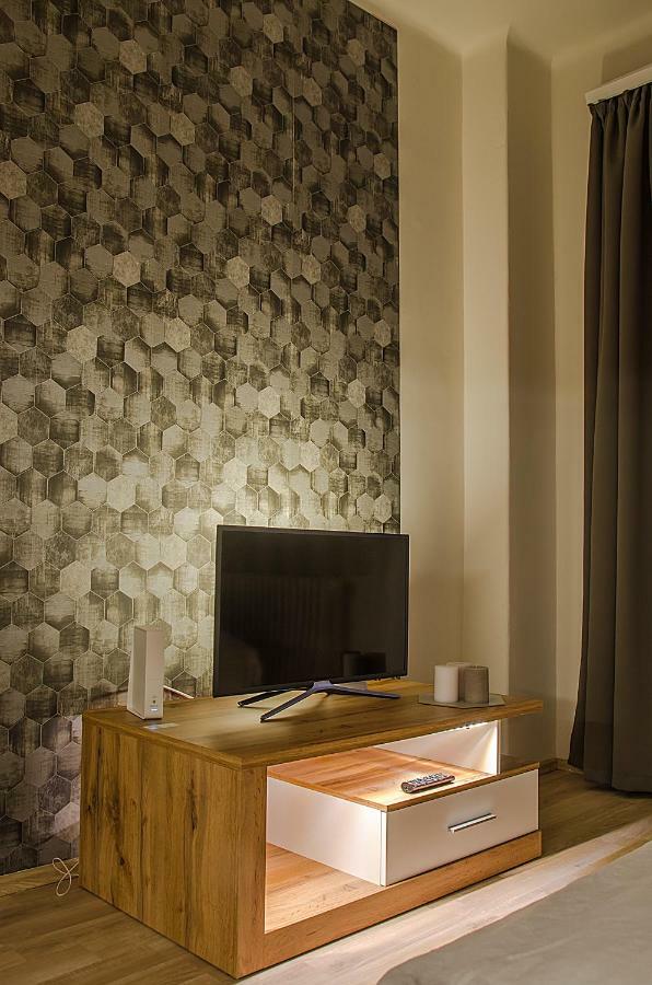 Hexagon Budapest