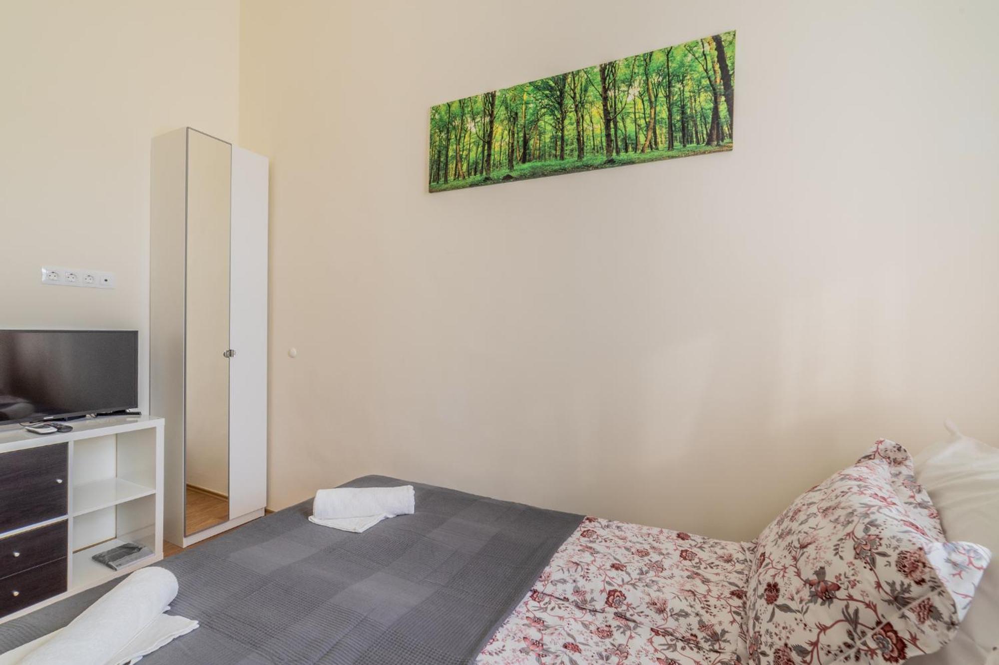 Dohany Residency Inner Synagogue Apartament