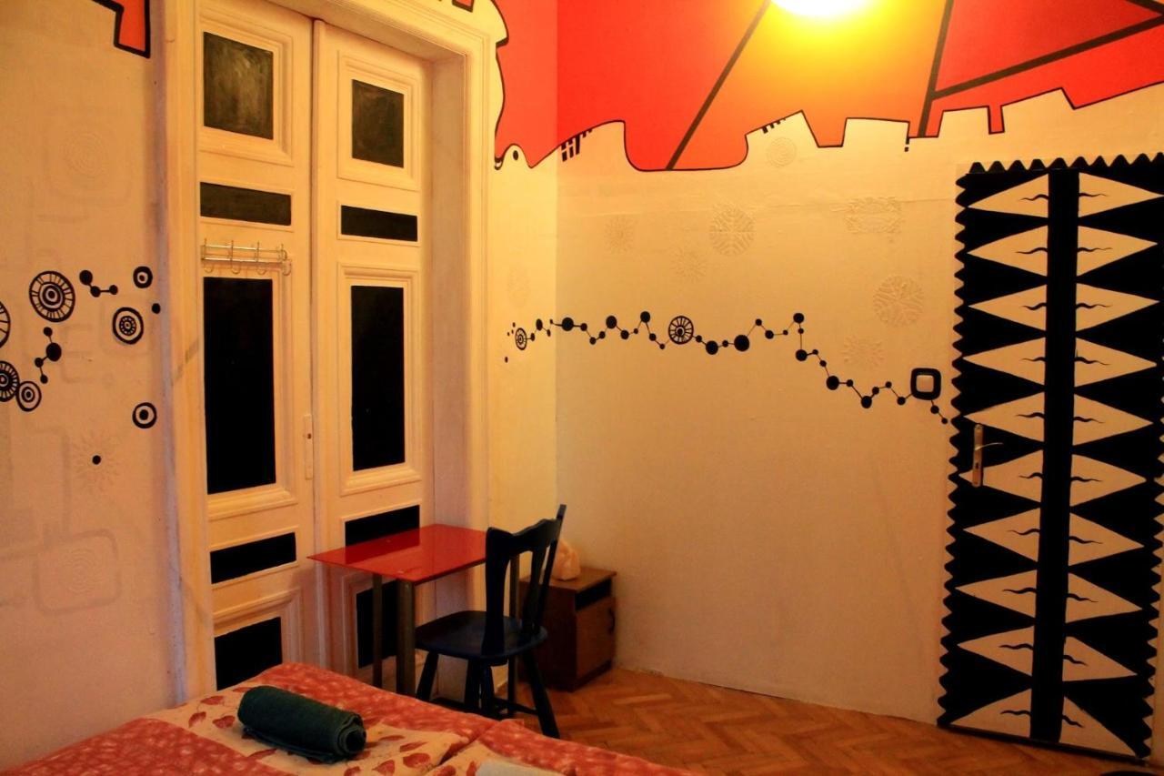 Downtown Hostal