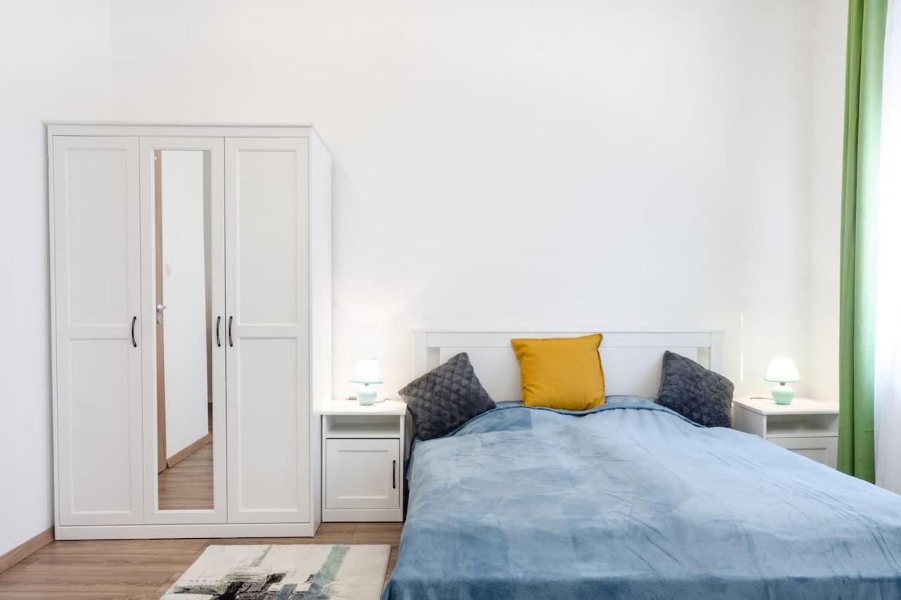 3 En Bedroom Flat In The Main Centre For 6ppl, 3bdr,3bthr,ac