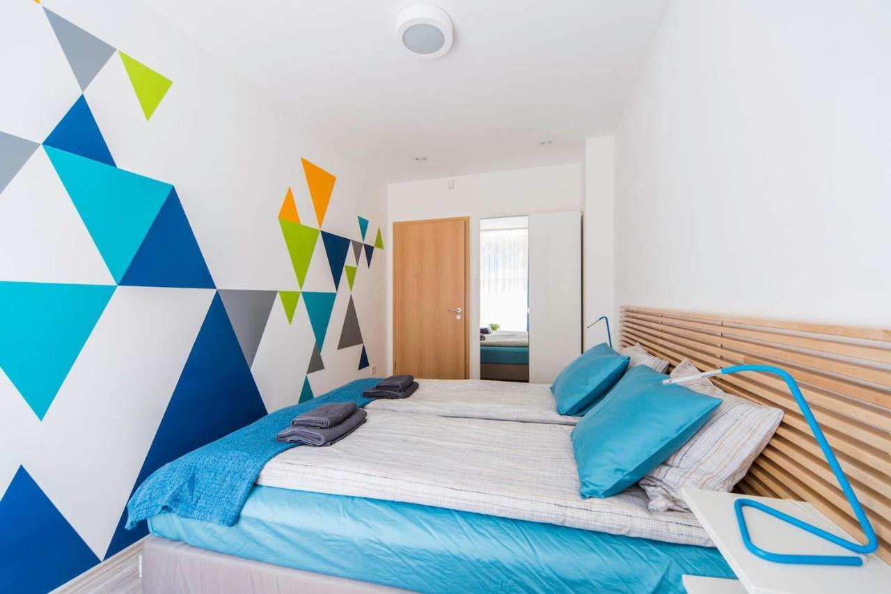 Modern Four Bedroom In Palace District Lägenhet Budapest