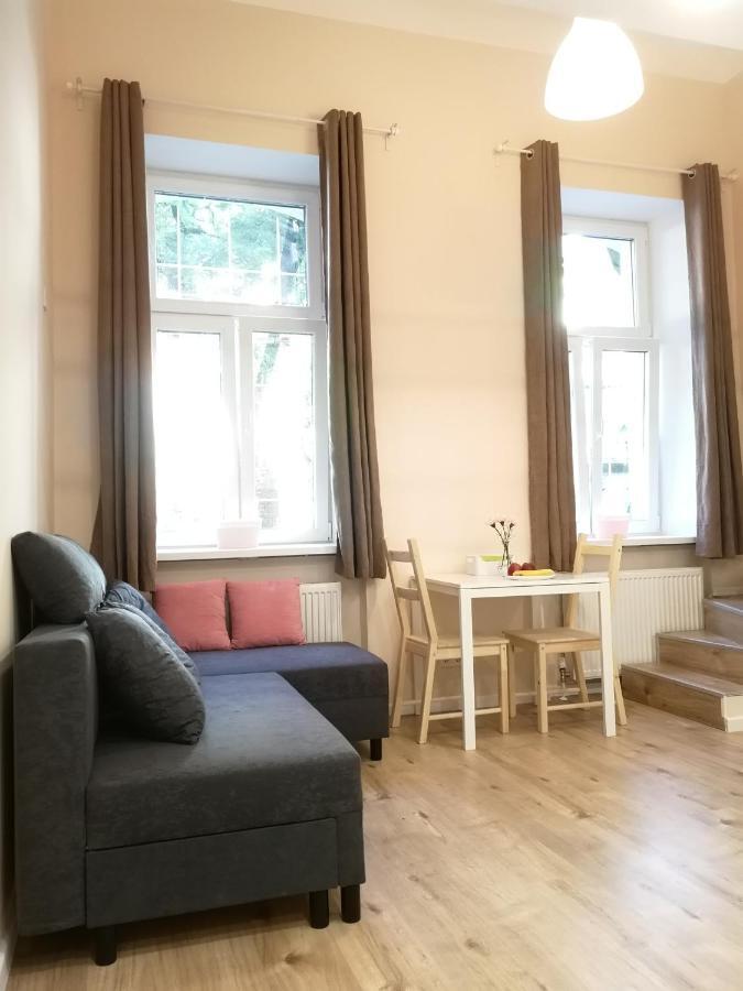 White Rose Apartment