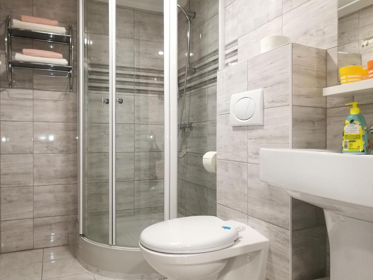 White Rose Apartment