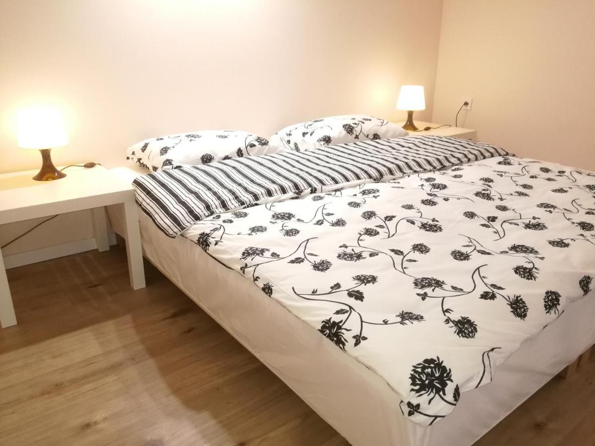 White Rose Apartment