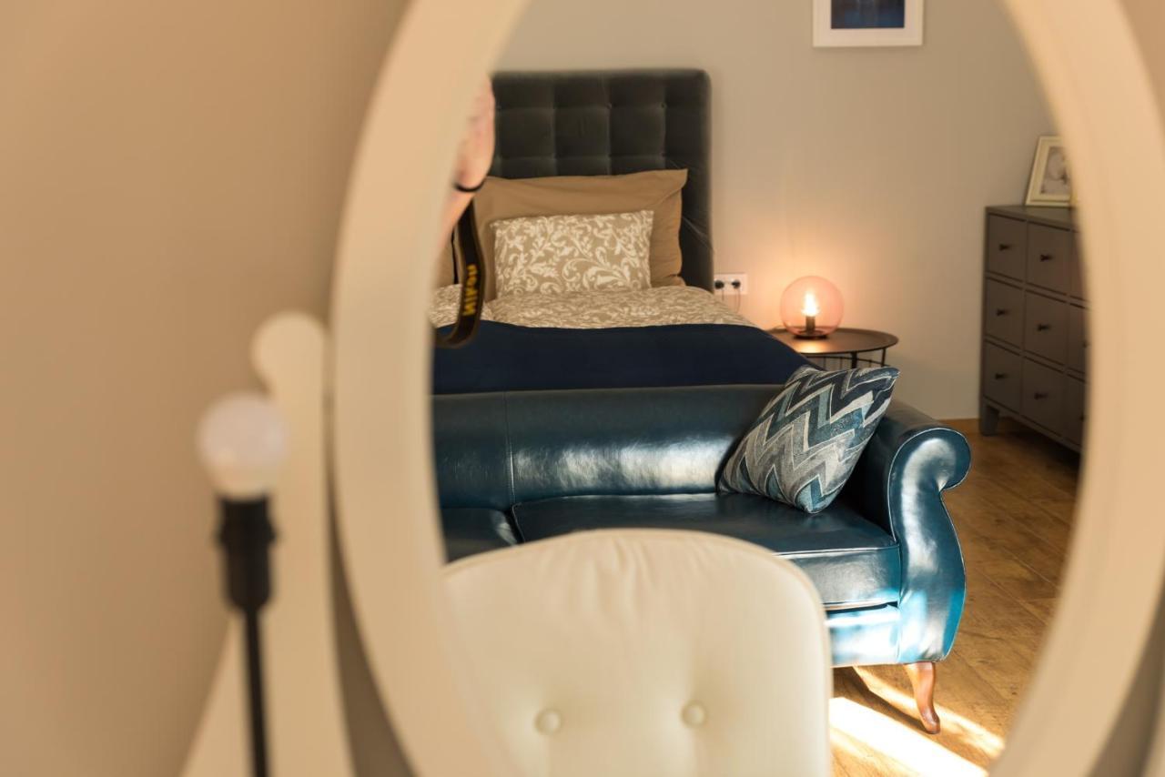 R38 - Artists Luxury Lejlighed Budapest