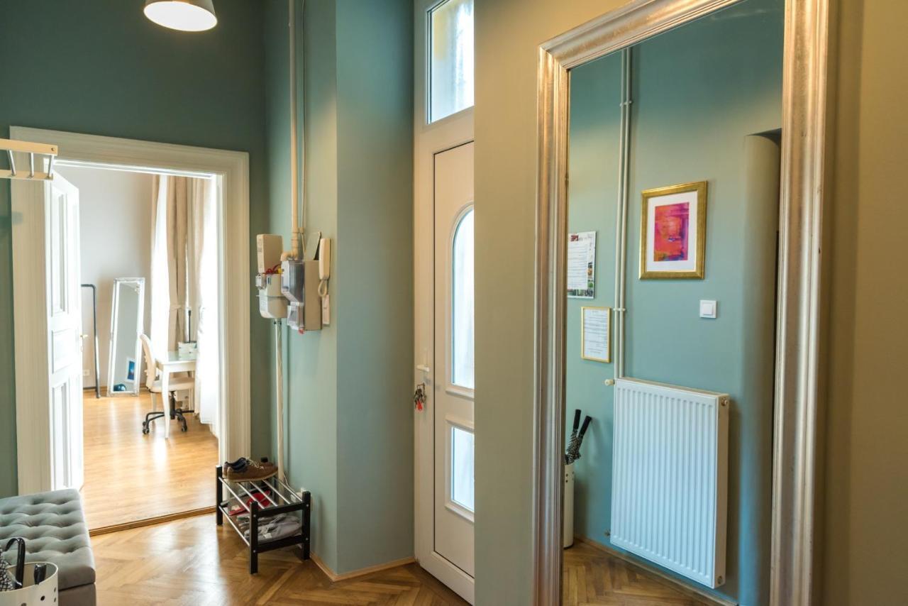 R38 - Artists Luxury Lejlighed