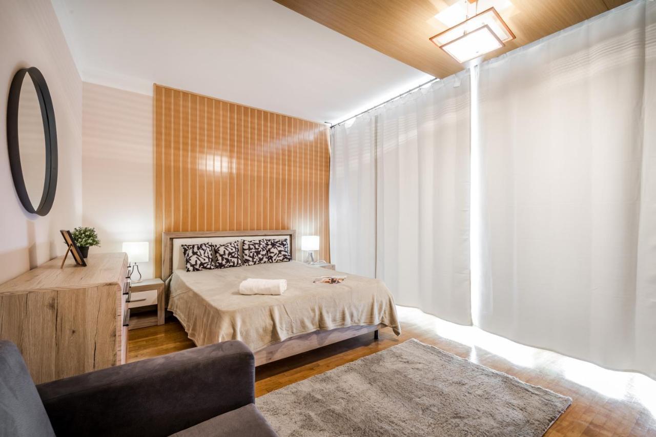 Bpr Timber Loft With Balcony Apartamento Budapest