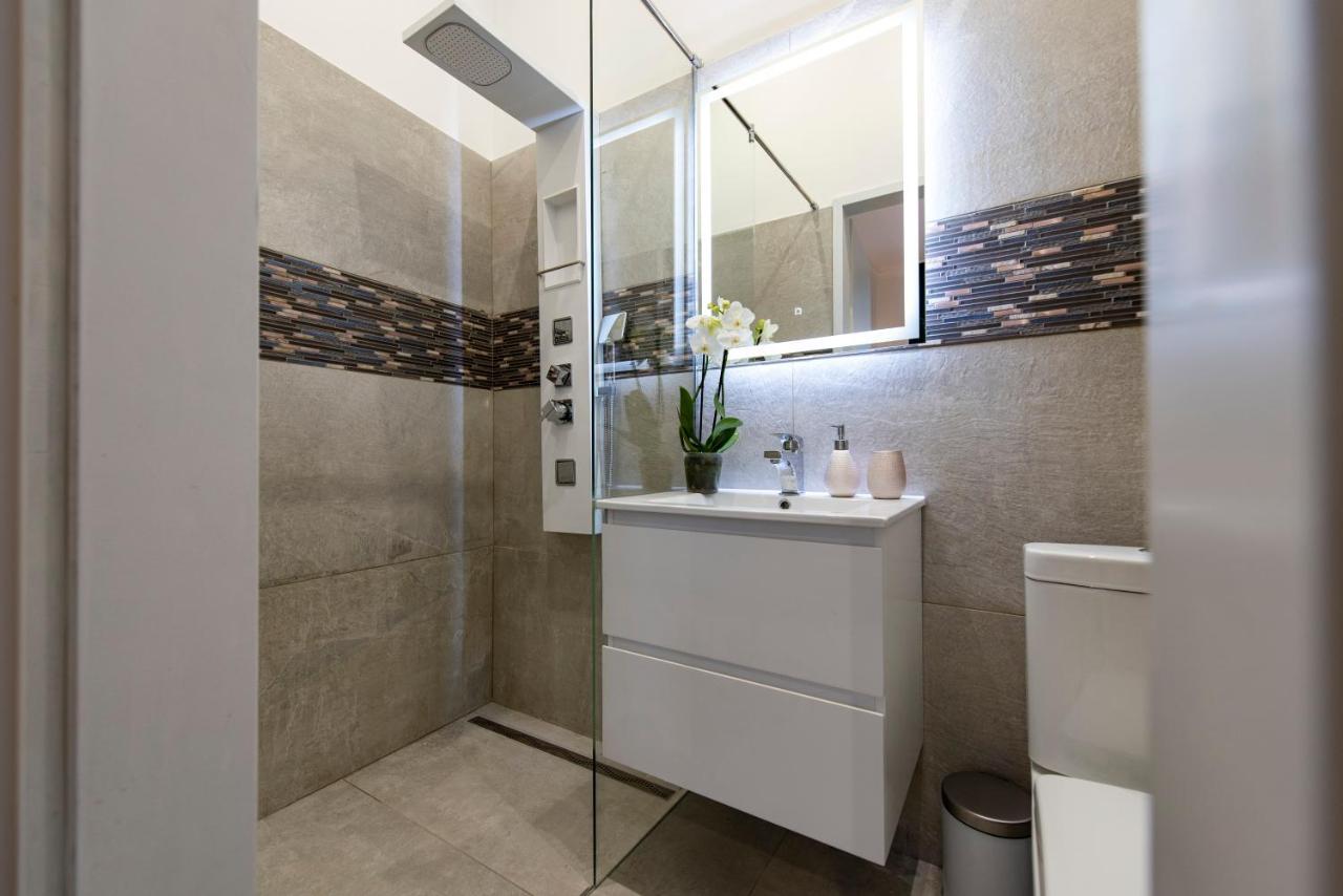 City Centre Deluxe Apartament